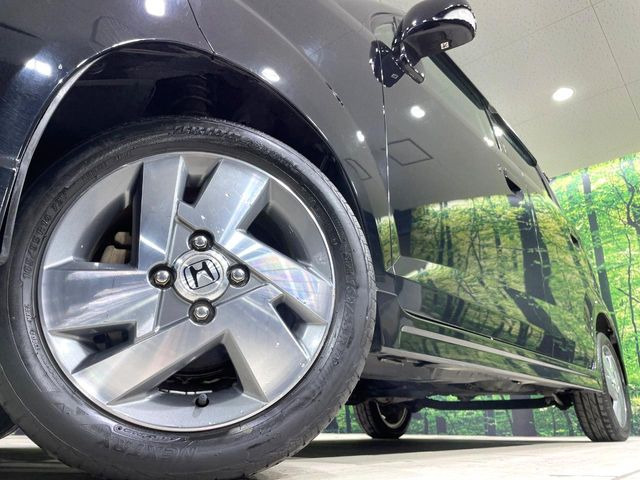 �y����14�C���`�A���~�z�C�[���z�O�ςɃ}�b�`���������A���~�z�C�[���𑕒����Ă���܂��B�e��ЊO�A���~�z�C�[����A�X�^�b�h���X�^�C�����戵�����Ă���܂��B���񂲑��k����������