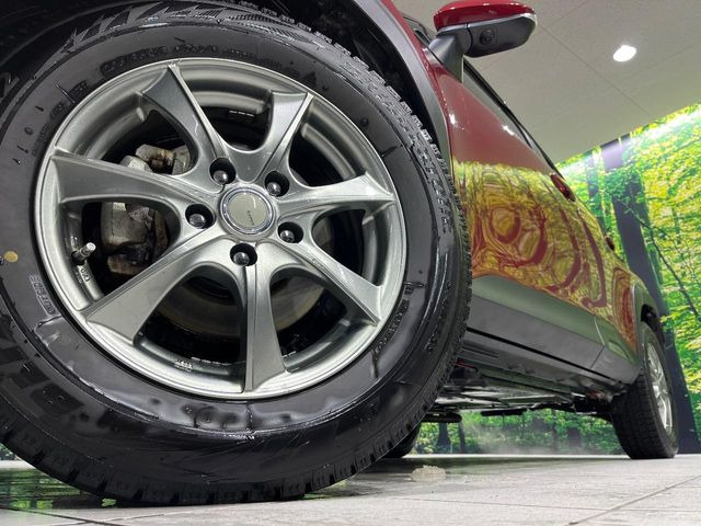 �y16�C���`�A���~�z�C�[���z�O�ςɃ}�b�`�����A���~�z�C�[���𑕒����Ă���܂��B�e��A���~�z�C�[����A�X�^�b�h���X�^�C�����戵�����Ă���܂��B���񂲑��k����������