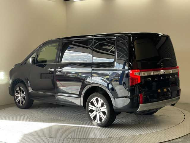 �l�C�̎Ԏ킪�����낢!�e���[�J�[ �ŐV�l�C�Ԃ����C���i�b�v!���ĐG���đI�ׂ�W����ł�!