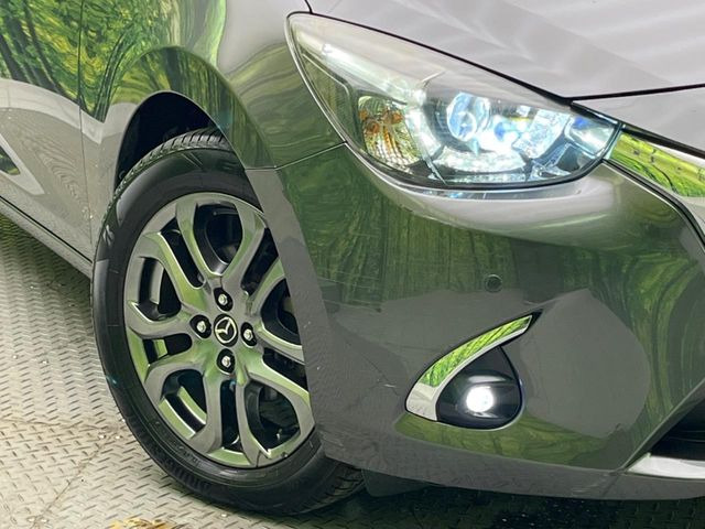 �yLED�w�b�h���C�g�z���V����ԑ��s�����ǍD�Ȏ��E���m�ۂ����S���ĉ^�]�ł��鍂�P�xLED�w�b�h���C�g�𑕔�!�_�����x�������A����d�͂��}�����Ă��܂��B