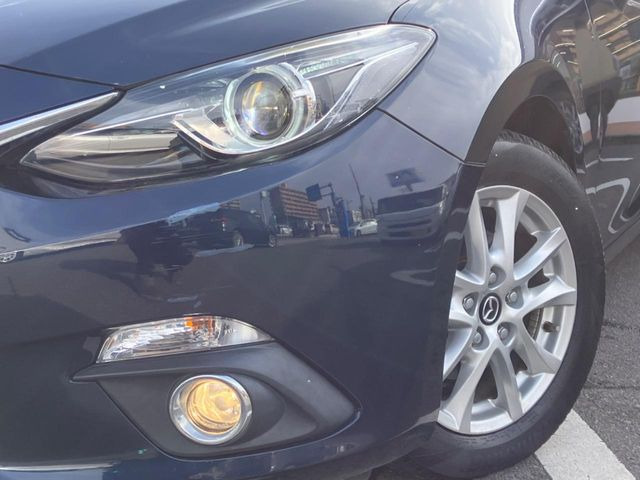 �yLED�w�b�h���C�g�z���V����ԑ��s�����ǍD�Ȏ��E���m�ۂ����S���ĉ^�]�ł��鍂�P�xLED�w�b�h���C�g�𑕔�!�_�����x�������A����d�͂��}�����Ă��܂��B