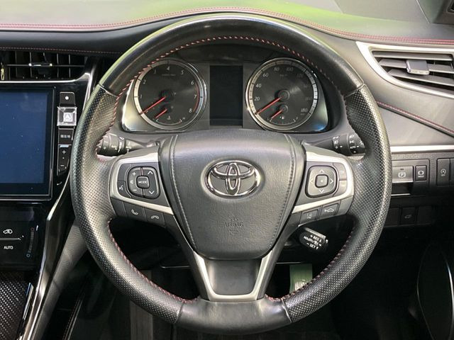 �y�����v�����X�e�A�����O�z�㎿�Ȋv���g�p���邱�ƂŁA��ɂ����������݂ƂĂ��^�]���₷���n���h���ł���