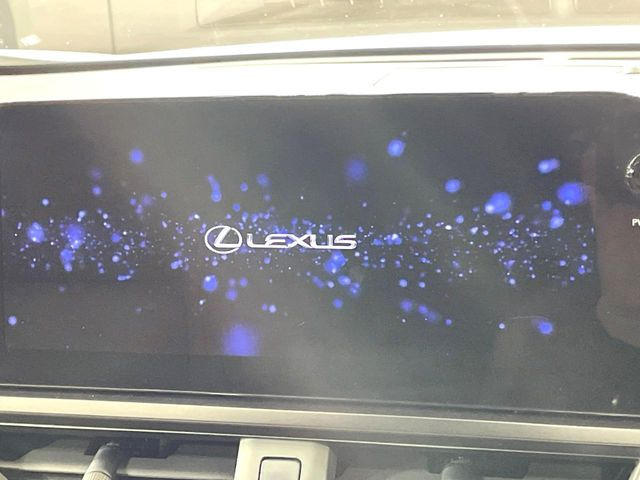 �y12.3�C���`�f�B�X�v���C�I�[�f�B�I�z�X�}�[�g�t�H���ƘA�g���\�ȑ��ʃf�B�X�v���C�I�[�f�B�I�ł��B�X�}�[�g�t�H���̃i�r�@�\���g�p������ABluetooth�ڑ��ŉ��y�����y���݂��������܂�!