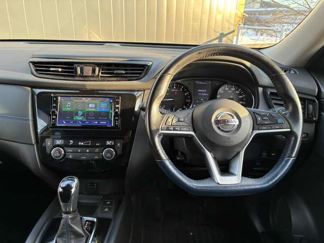 エクストレイル2.0 AUTECH iパッケージ ハイブリッド 4WD