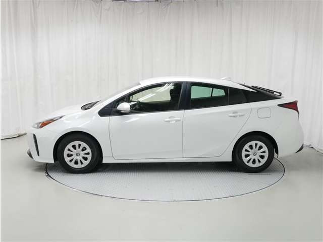 プリウス1.8 S E-Four 4WD