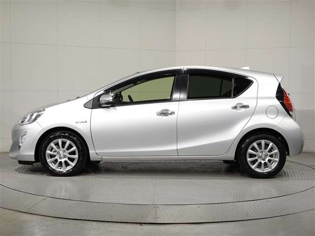 アクア1.5 S スタイルブラック