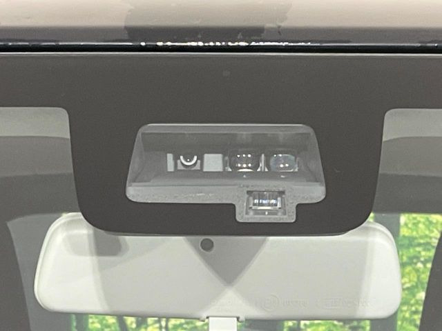 �y�X�Y�L �Z�[�t�e�B�T�|�[�g�z���s���ɑO���̎ԗ�����F�����A�Փ˂������Ȏ��͌x��ƃu���[�L�ŏՓˉ���Ɣ�Q�y�����A�V�X�g�B�����S�Ƀh���C�u�����y���݂��������܂��B