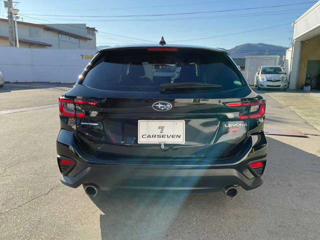 レヴォーグ1.8 STI スポーツ EX 4WD