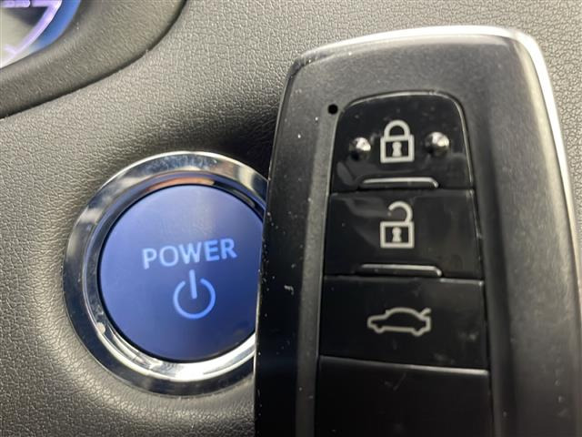 クラウンハイブリッド 2.5 RS アドバンス