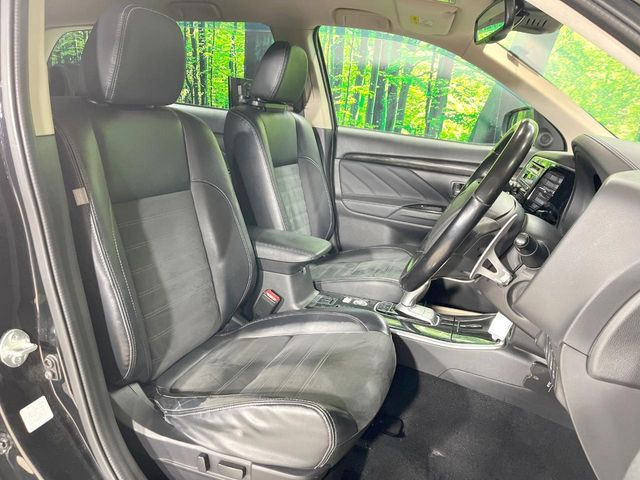 �y�n�[�t���U�[�V�[�g�z�������ƍ���S�n�𗼗������l�C�̃V�[�g���w�ʁE���ʂ̃t�@�u���b�N�f�ނ́A�ʋC���̗ǂ��⊊��ɂ����ɗD��Ă��܂��B�C���╞���ɍ��E���ꂸ���K�ɂ���肢�������܂��B