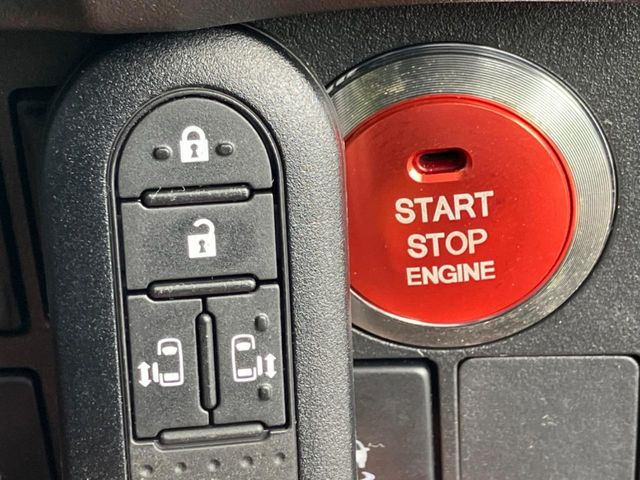 �y�L�[�t���[�V�X�e���z�J�o����|�P�b�g�ɓ��ꂽ�܂܂ł��h�A�̎{���E�������\�ȃX�}�[�g�L�[�𑕔��B�G���W���̃I���E�I�t�����J�M�����o���K�v����������Ƃ��Ă��֗��ł���