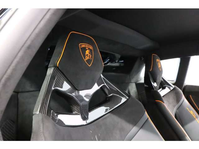 �w�b�h���X�g�ɂ͏㎿�Ȏh�J�G���u����������A������Ԃɂ��肰�Ȃ������������o���Ă���܂��B�ו��ɂ܂ł�����肪��������A���ʊ����ӂ��d�オ��ł������܂��B