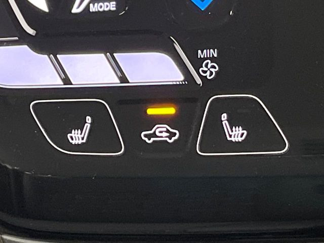 �y�V�[�g�q�[�^�[�z�������ɏd�󂷂�V�[�g�q�[�^�[!�G�A�R����葁�����܂��Ă����̂Ŋ�����̐l�����S�ł��ˁ�G�A�R���̉����͊������邩����A�Ƃ������ɂ����������߂ł��B