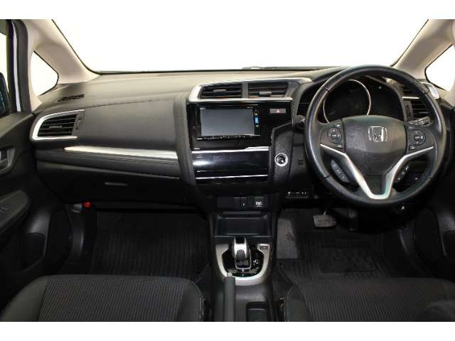 フィット1.5 ハイブリッド L ホンダセンシング