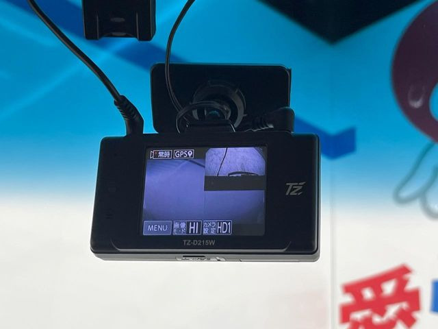 �y�h���C�u���R�[�_�[�z�h���C�u���R�[�_�[����!���s���͂������A������^�]�⎖�̂ɑ��������ہA�f���ŋL�^���A����̃��X�N�ɔ����܂��B���L�^�pSD�J�[�h�͂��q�l�����g�ł��������������K�v������܂��B