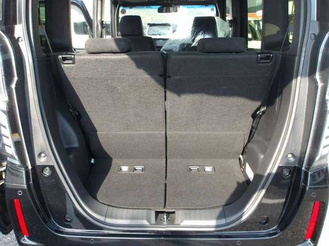 �u�W���ԗ��̐F�Ⴂ�v��u�W����ɖ����ԁv�����T�����܂���