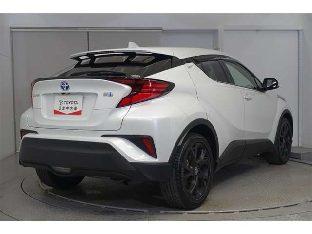 C-HRハイブリッド 1.8 G モード ネロ セーフティ プラスIII