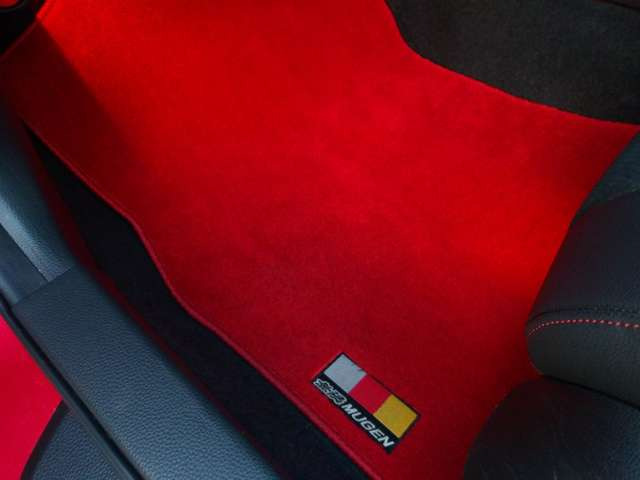 �u�W���ԗ��̐F�Ⴂ�v��u�W����ɖ����ԁv�����T�����܂���