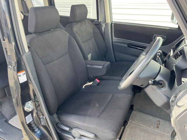 �^�]�Ȃ܂��ɂ͏\���ȃX�y�[�X������A�啿�ȕ��ł��������^�]���Ă�����������ł��B