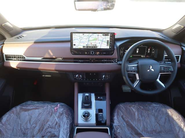 アウトランダーPHEV 2.4 P エグゼクティブ パッケージ 4WD