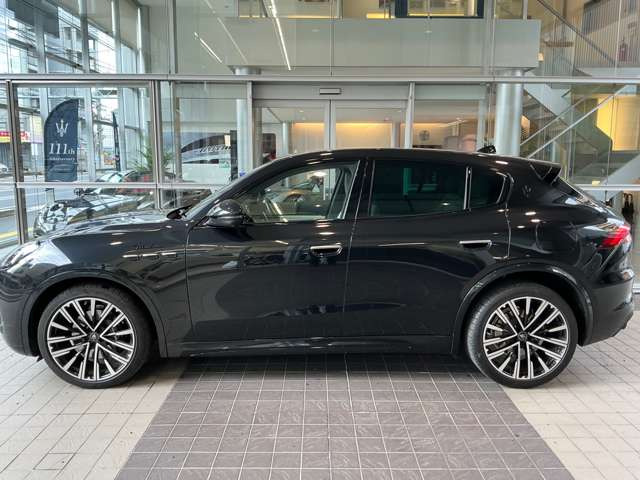 グレカーレモデナ 4WD