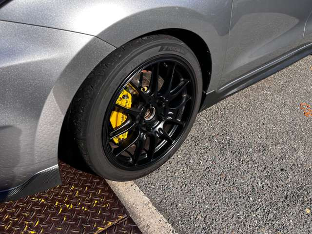 �󏭌���Z�C�t�e�B�񑕒�HKS�^�[�r��220�n�̓R���v���[�g�J���z�p�[�c�����t�O�I�[�i�[��������蔲���Ďԗ���ȏ�ɍ��zSPL�p�[�c�����؂�Ȃ��قǕt���Ďd�グ�����������Ȗ{�C��1��p�[�c300���ȏ�t���Ă܂�TEL