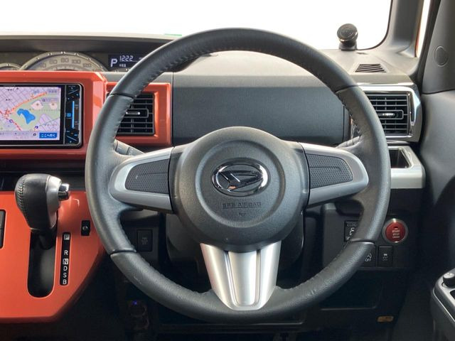 �y�����v�����X�e�A�����O�z�㎿�Ȋv���g�p���邱�ƂŁA��ɂ����������݂ƂĂ��^�]���₷���n���h���ł���