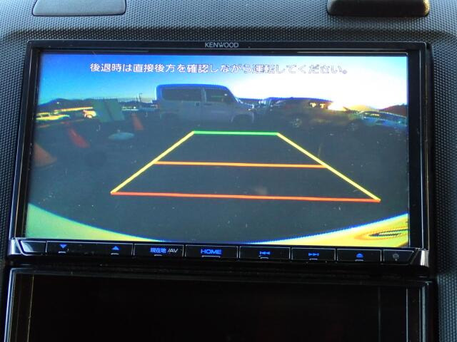 �o�b�N�J�����������Ă���܂��B���Ԏ��ɑ�ϖ��ɗ����܂�������Ԃ����ȕ��ɂ��֗��@�\�ł���