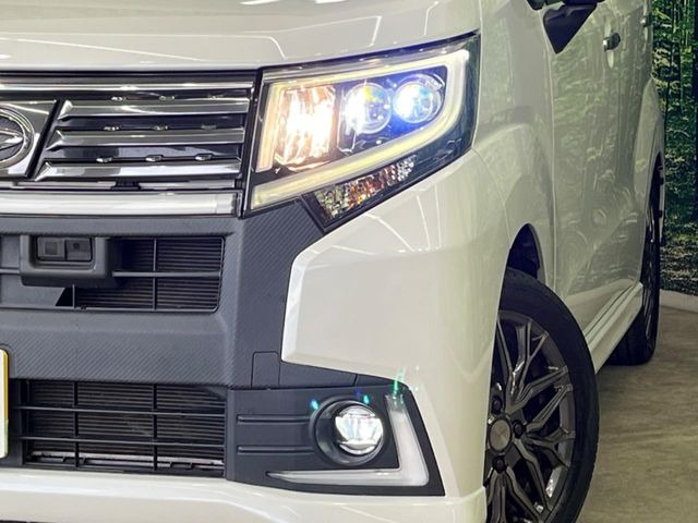 �yLED�w�b�h���C�g�z���V����ԑ��s�����ǍD�Ȏ��E���m�ۂ����S���ĉ^�]�ł��鍂�P�xLED�w�b�h���C�g�𑕔�!�_�����x�������A����d�͂��}�����Ă��܂��B