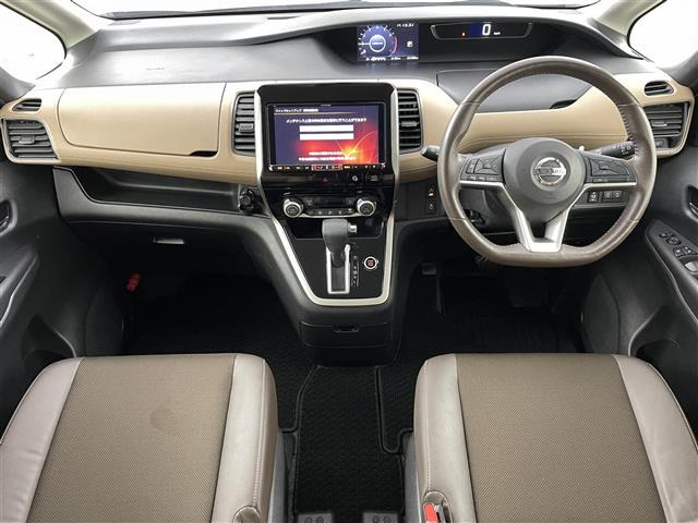 セレナ2.0 ハイウェイスター Vセレクション