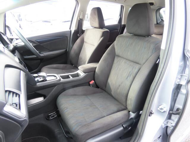 �t�����g�V�[�g����ԗǍD�ł���B�傫�ȉ�����Ȃ��A���S�ł��B����S�n�������ł���B