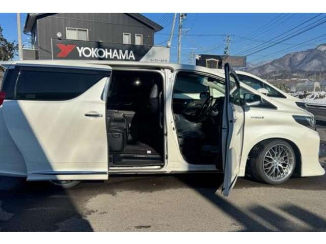 アルファードハイブリッド 2.5 SR Cパッケージ E-Four 4WD