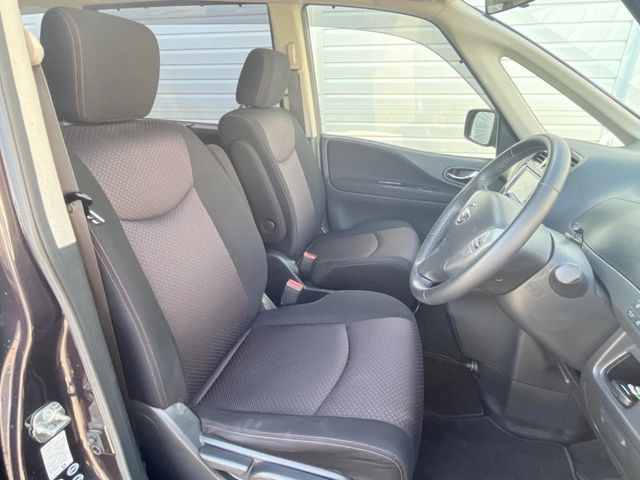 �^�]�Ȃ܂��ɂ͏\���ȃX�y�[�X������A�啿�ȕ��ł��������^�]���Ă�����������ł��B