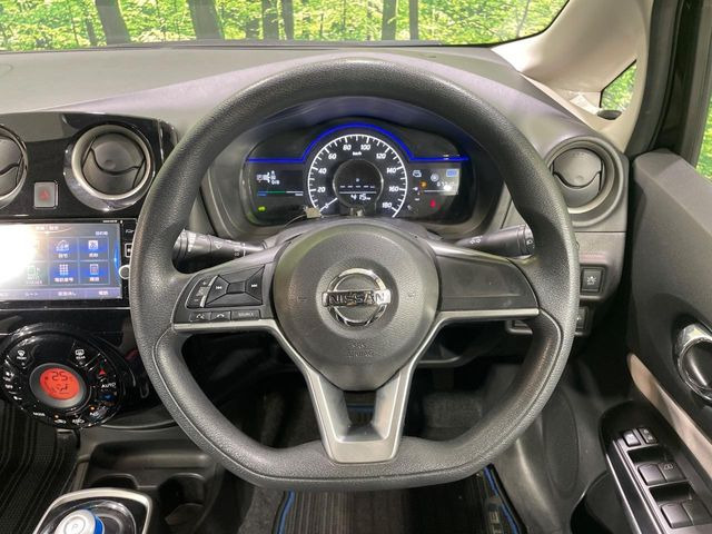 �y�X�e�A�����O�X�C�b�`�z�^�]���A�O������ڐ������炷���ƂȂ��A�I�[�f�B�I���̑��삪�\�ȕ֗��@�\!���S&���K�ȃh���C�u�����o���Ă���܂���