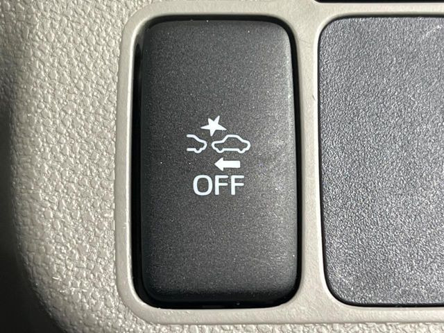 �y�X�}�[�g�A�V�X�g�z���s���ɑO���̎ԗ�����F�����A�Փ˂������Ȏ��͌x��ƃu���[�L�ŏՓˉ���Ɣ�Q�y�����A�V�X�g�B�����S�Ƀh���C�u�����y���݂��������܂��B