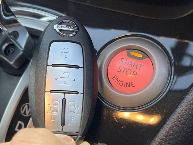 �y�C���e���W�F���g�L�[�z�J�o����|�P�b�g�ɓ��ꂽ�܂܂ł��h�A�̎{���E�������\�ȃX�}�[�g�L�[�𑕔��B�G���W���̃I���E�I�t�����J�M�����o���K�v����������Ƃ��Ă��֗��ł���