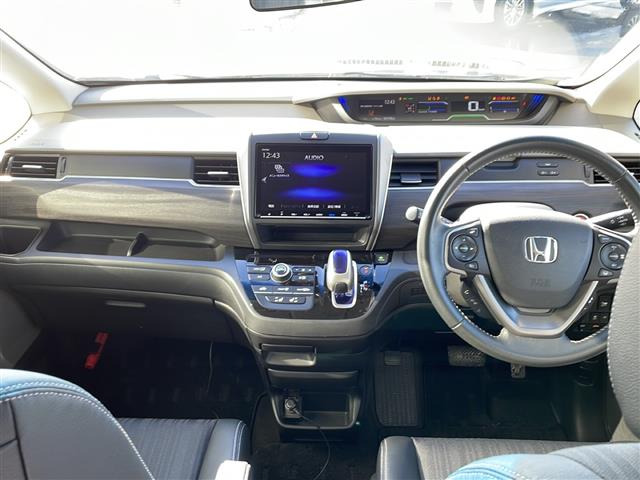 フリード+1.5 ハイブリッド EX