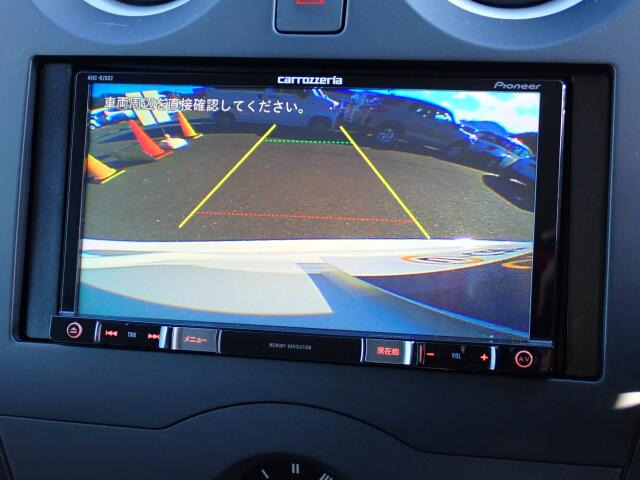 �o�b�N�J�����������Ă���܂��B���Ԏ��ɑ�ϖ��ɗ����܂�������Ԃ����ȕ��ɂ��֗��@�\�ł���