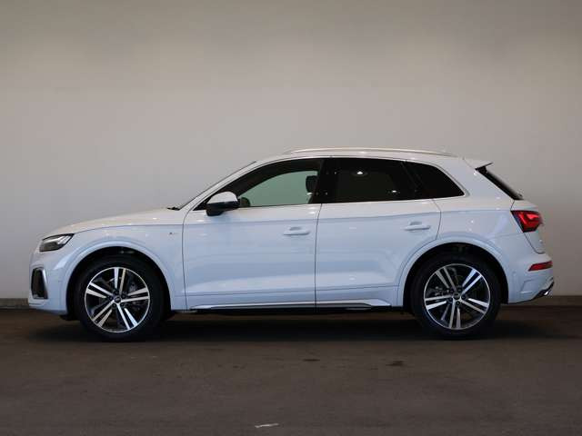 Q5Sライン ダイナミック エディション ディーゼル 4WD