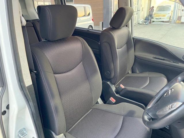 �^�]�Ȃ܂��ɂ͏\���ȃX�y�[�X������A�啿�ȕ��ł��������^�]���Ă�����������ł��B