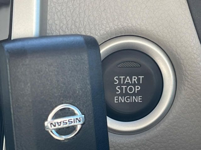 �y�C���e���W�F���g�L�[�z�J�o����|�P�b�g�ɓ��ꂽ�܂܂ł��h�A�̎{���E�������\�ȃX�}�[�g�L�[�𑕔��B�G���W���̃I���E�I�t�����J�M�����o���K�v����������Ƃ��Ă��֗��ł���