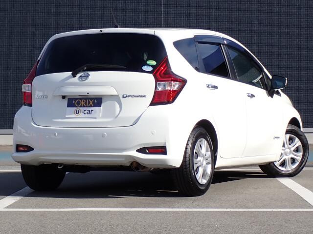 �I���b�N�X�F�蒆�ÎԂ͌��I�����㎿�Ȏ��q�݂̂����͂��v���܂��B�S�ԂɃv���̐E�l�ɂ��O�ꂵ�����O���̐��|�A�����グ�������{���Ă���܂��B