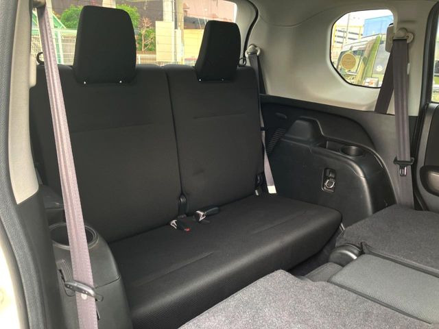 ��3��ڃV�[�g�͂�������ԗǍD����l�ł��������ƍ����Ē����܂��̂ŁA��l���ł̂��o���������N���N�ł��􂲉Ƒ��ŁA�C�̒m�ꂽ���ԂŁA�h���C�u�ɍs���̂��y���݂ł��ˁ�