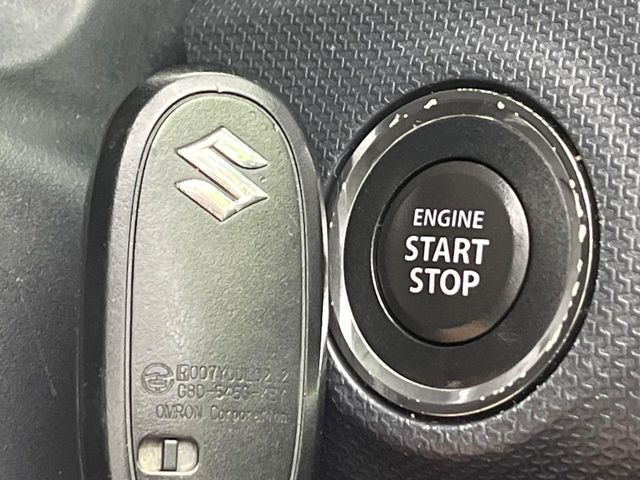 �y�L�[���X�X�^�[�g�V�X�e���z�J�o����|�P�b�g�ɓ��ꂽ�܂܂ł��h�A�̎{���E�������\�ȃX�}�[�g�L�[�𑕔��B�G���W���̃I���E�I�t�����J�M�����o���K�v����������Ƃ��Ă��֗��ł���