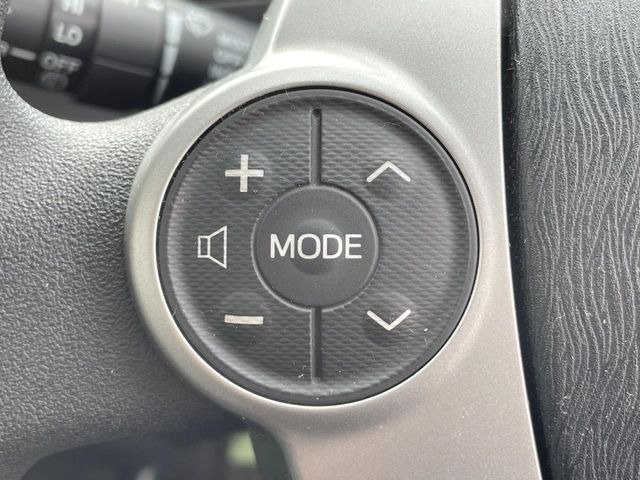 �y�X�e�A�����O�X�C�b�`�z�^�]���A�O������ڐ������炷���ƂȂ��A�I�[�f�B�I���̑��삪�\�ȕ֗��@�\!���S&���K�ȃh���C�u�����o���Ă���܂���