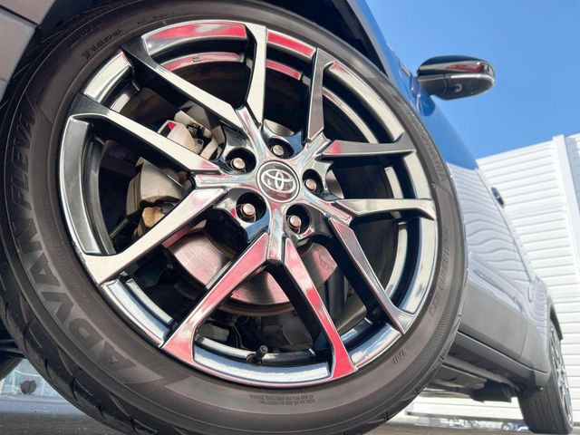 �y����19�C���`�A���~�z�C�[���z�O�ςɃ}�b�`���������A���~�z�C�[���𑕒����Ă���܂��B�e��ЊO�A���~�z�C�[����A�X�^�b�h���X�^�C�����戵�����Ă���܂��B���񂲑��k����������