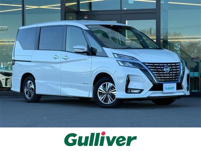 セレナ1.2 e-POWER ハイウェイスターV