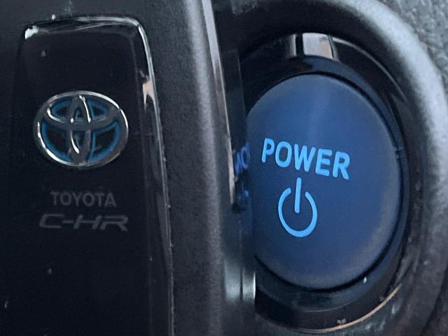 �y�X�}�[�g�L�[�z�J�o����|�P�b�g�ɓ��ꂽ�܂܂ł��h�A�̎{���E�������\�ȃX�}�[�g�L�[�𑕔��B�G���W���̃I���E�I�t�����J�M�����o���K�v����������Ƃ��Ă��֗��ł���