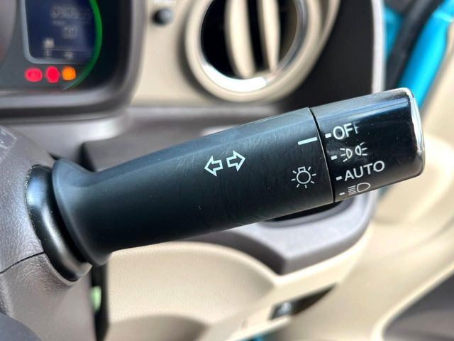 �y�I�[�g���C�g�z����̖��邳�ɉ����Ď����Ńw�b�h���C�g�̓_���E�������ł���@�\�ł�!���C�g�̕t���Y��E�����Y��Ȃǂ������Ȃ�A�J�̓���[���̑��s�����S!�g���l���ʉߎ����֗��ł��ˁ�