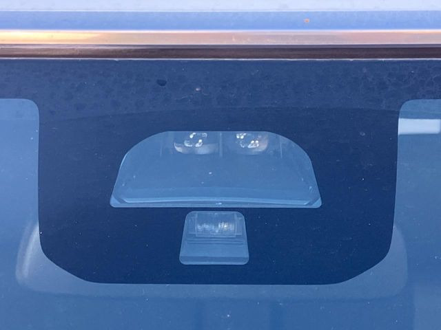 �y�z���_�Z���V���O�z���s���ɑO���̎ԗ�����F�����A�Փ˂������Ȏ��͌x��ƃu���[�L�ŏՓˉ���Ɣ�Q�y�����A�V�X�g�B�����S�Ƀh���C�u�����y���݂��������܂��B